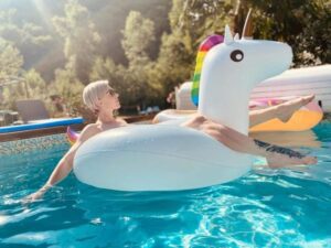 Le Gite Grenoble L'O Bleue propose 3 appartements totalement autonome avec piscine chauffée de Mi-Mai à fin Oct